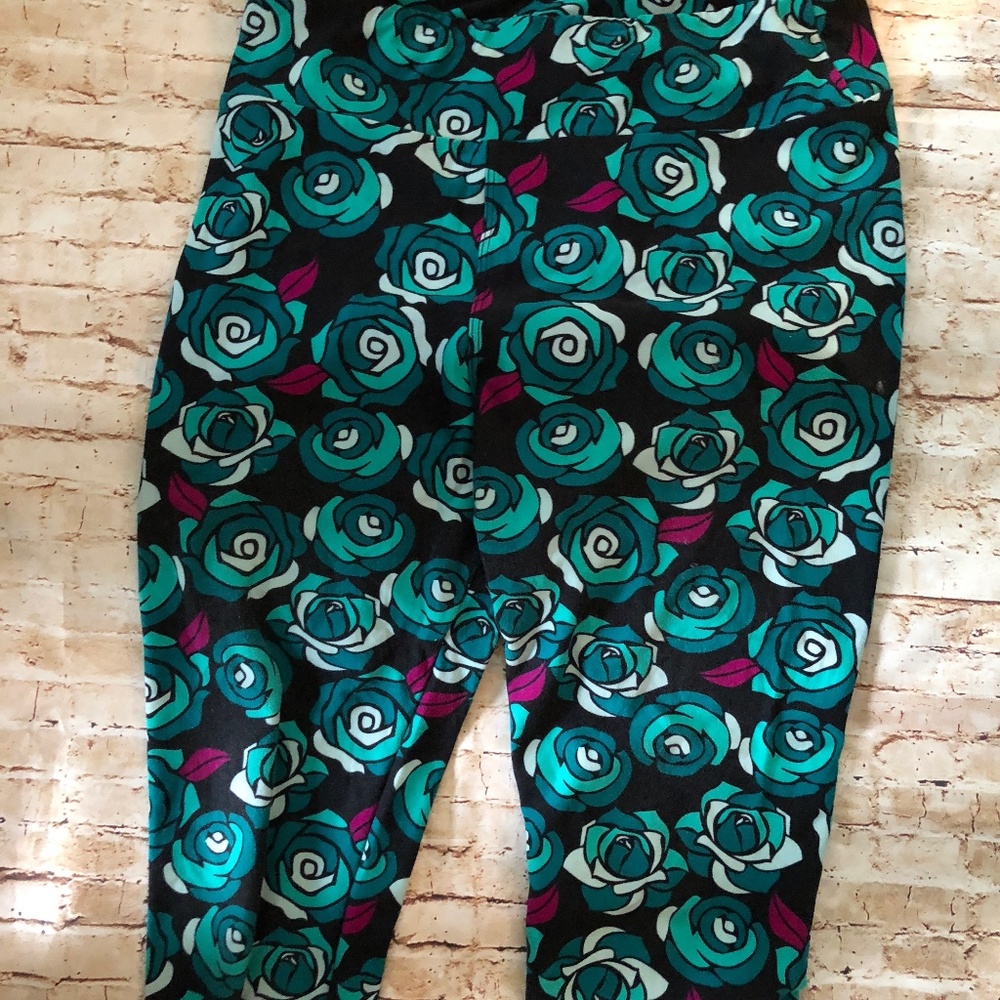 LulaRoe Disney Rose Leggings TC